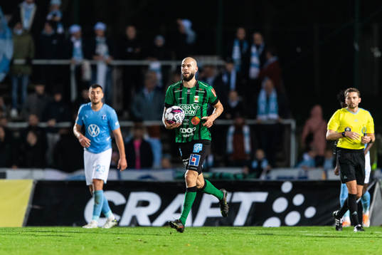 Varbergs Robin Simovic gör 2-4