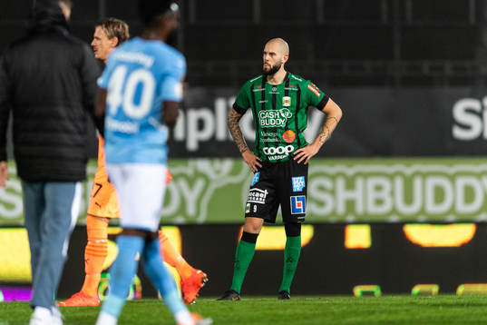 Varbergs Robin Simovic deppar
