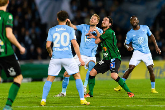 Malmö FFs Ola Toivonen och Varbergs Robin Tranberg