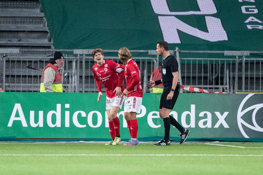 Kalmars Oliver Berg har ont