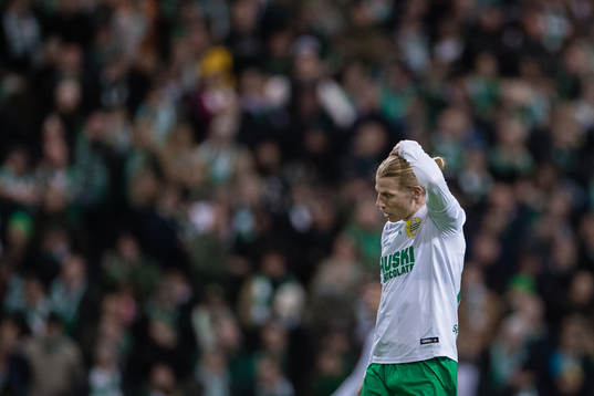 Hammarbys Gustav Ludwigson deppar