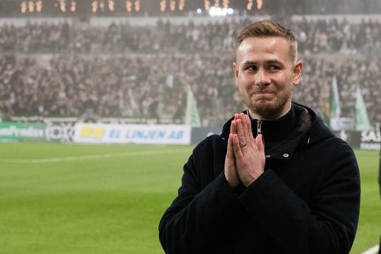 Hammarbys fd spelare Erik Israelsson uppmärksammas