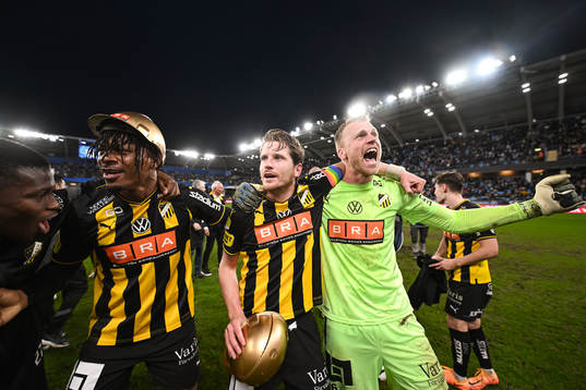 Häckens Franklin Degaulle Tebo Uchenna, Erik Friberg och
