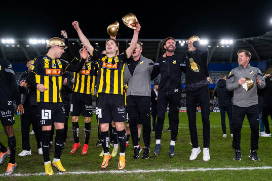 Häckens Tomas Olai Totland, Lars Olden Larsen, Alexander