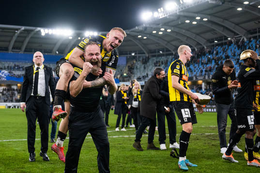 Häckens fystränare Nicklas Möller och Mikkel Rygaard