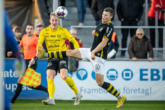 Mjällbys Herman Johansson och AIKs Erik Ring