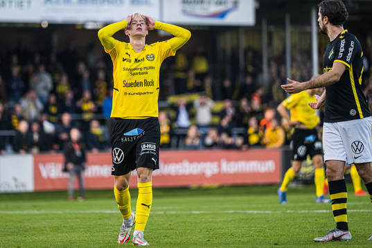 Mjällbys Otto Rosengren deppar