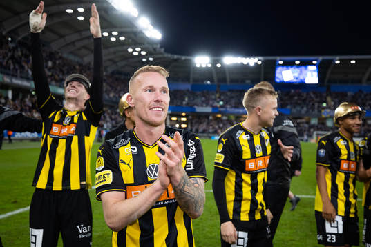 Häckens Mikkel Rygaard Jensen jublar