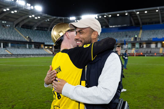 Häckens Samuel Gustafson och tidigare Häcken spelaren