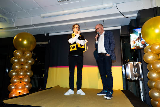 Häckens Erik Friberg  och ordförande Anders Billström