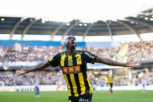 Häckens Blair Sebastian Turgott jublar