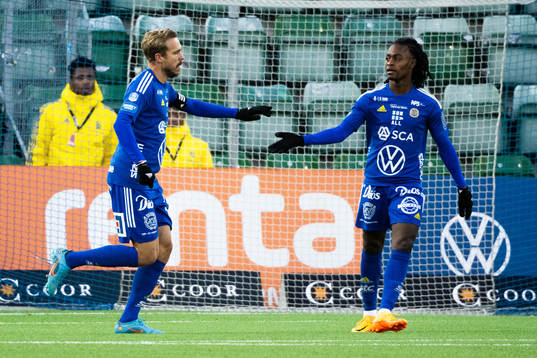 GIF Sundsvalls Pontus Engblom jublar