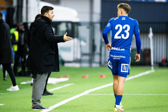 GIF Sundsvalls tränare Henrik Åhnstrand och Ludvig Nåvik
