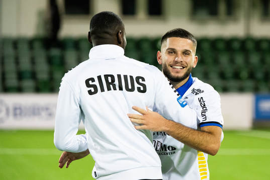 Sirius Edi Sylisufaj jublar
