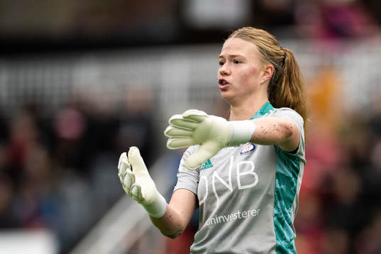 Goalkeeper Jalen Justine Tompkins of Vålerenga