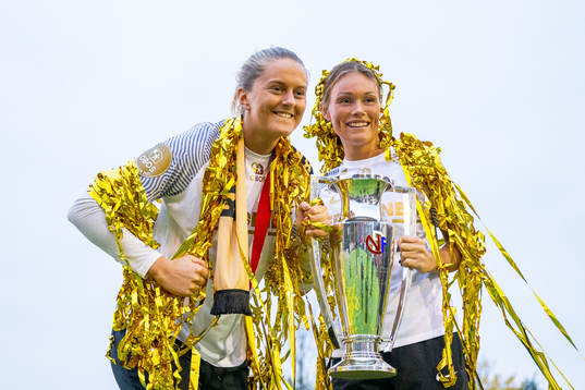 Maria Dybwad Brochmann and Ingrid Østervold Stenevik of