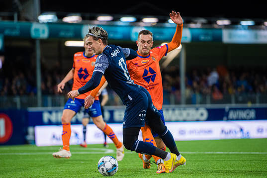 Brynjolfur Andersen Willumsson of Kristiansund and Besim