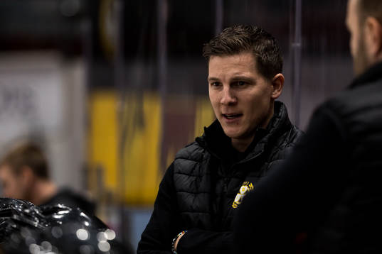 Brynäs assisterande tränare Andreas Östlund
