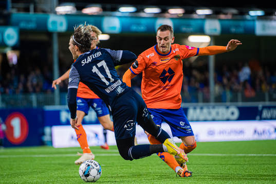 Brynjolfur Andersen Willumsson of Kristiansund and Besim