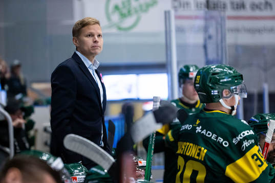 Björklövens assisterande tränare Robert Lahti