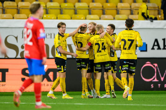 Elfsborgs Alexander Bernhardsson jublar