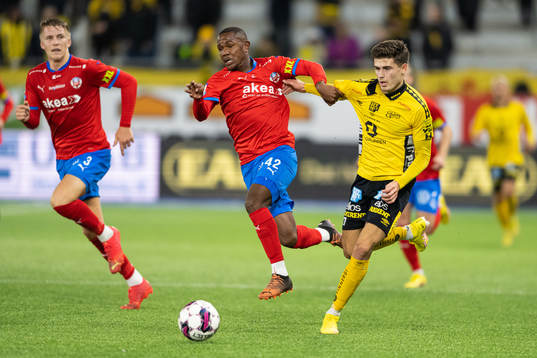 Helsingborgs Diego Cesar De Oliveira och Elfsborgs Besfort