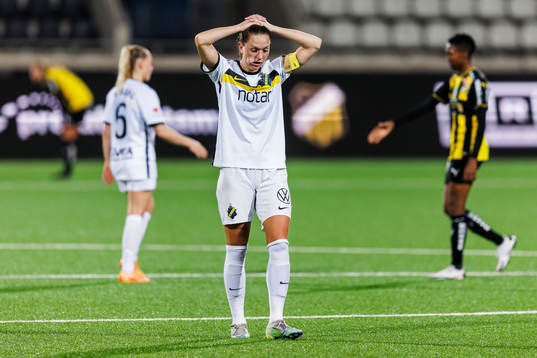 AIKs Jennie Nordin deppar