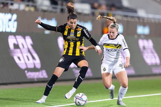 +Häckens Anna Julia Csiki och AIKs Allison Aaricka