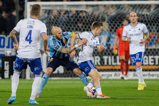 Djurgårdens Magnus Eriksson och IFK Norrköpings Jacob