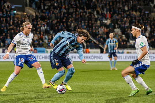 IFK Norrköpings Arnor Sigurdsson och Jonathan Levi mot