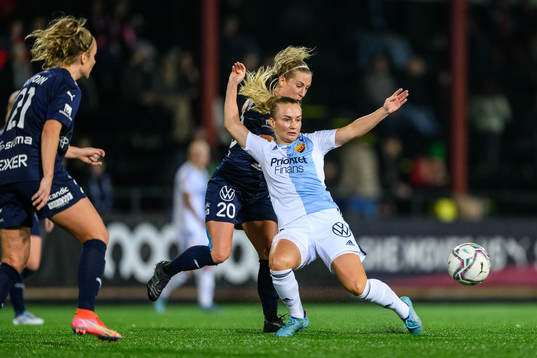 FC Rosengårds Mia Persson och Djurgårdens Tove Almqvist