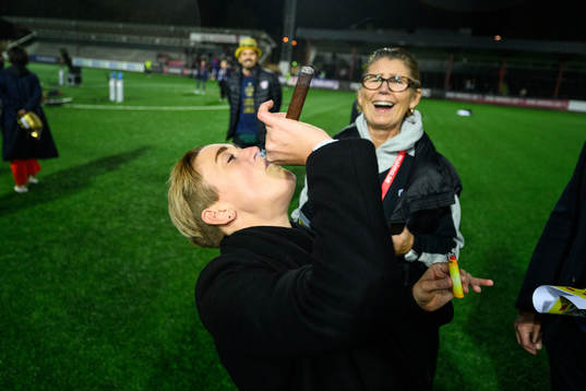 FC Rosengårds sportchef Therese Sjögran jublar