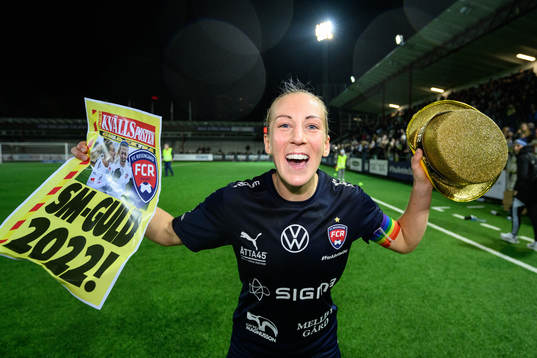 FC Rosengårds Mia Persson jublar