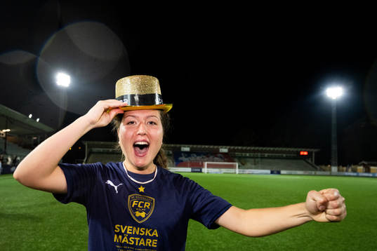 FC Rosengårds Loreta Kullashi jublar