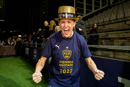 FC Rosengårds Olivia Schough jublar
