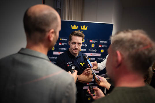 Sveriges förbundskapten Sam Hallam
