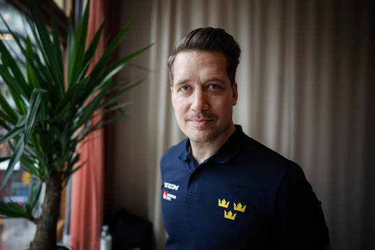 Svenska ishockeylandslagets nye förbundskapten Sam Hallam