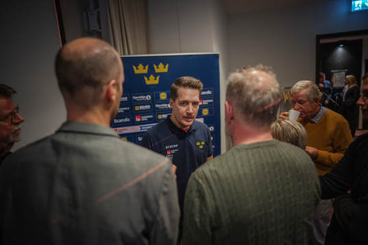 Sveriges förbundskapten Sam Hallam