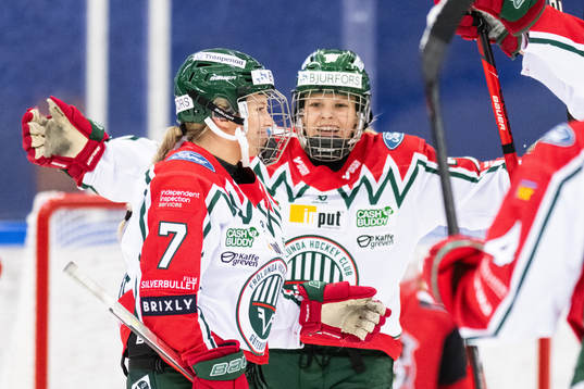 Frölundas Stina Röhricht jublar