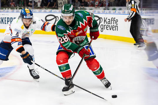 Växjös Keegan Lowe och Frölundas Anthony Greco