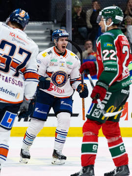 Växjös Joel Kellman jublar