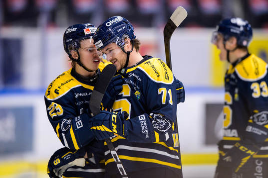 Södertäljes Renars Krastenbergs jublar