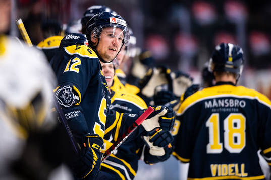 Södertäljes Viktor Liljegren jublar