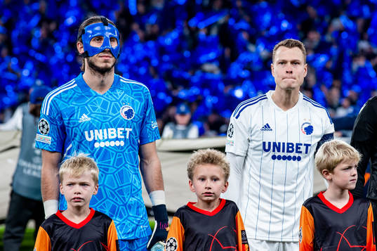 Goalkeeper Kamil Grabara and Viktor Claesson of FC