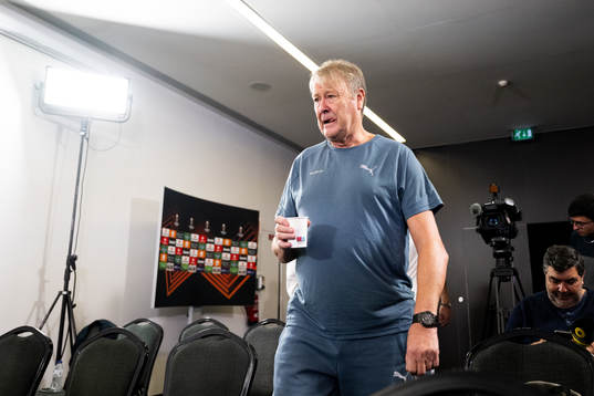 Head coach Åge Hareide