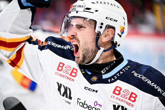Djurgårdens Marcus Kruger jublar