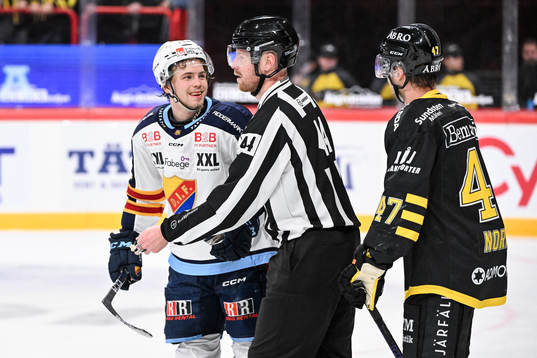 Djurgårdens Tim Söderlund och AIKs Eric Norin