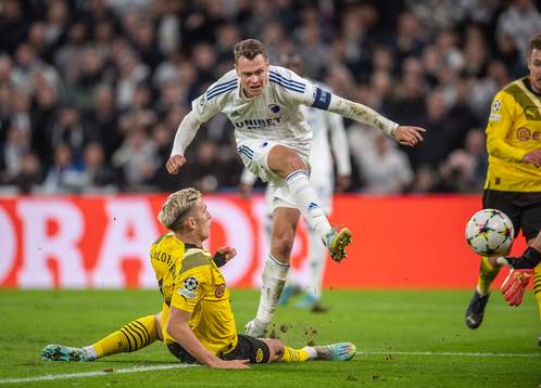 [DK=20221102: Nico Schlotterbeck, Borussia Dortmund Viktor