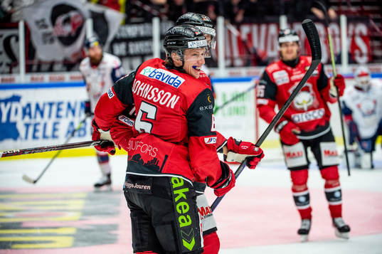 Malmö Redhawks Theodor Johnsson jublar