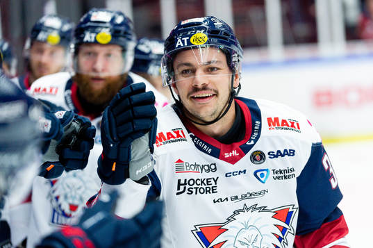 Linköpings Ty Rattie jublar
